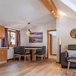Apartment Auschloessl Reiteralm - 5 Minutes Walk To Cablecar Schladming